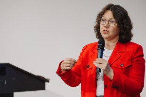 Лекция Анны Новиковой «Язык нежности: фотография как текст публичной антропологии и цифровой истории»