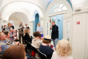 Открытие выставки Михаила Златковского «Самиздат для Высоцкого» в Москве