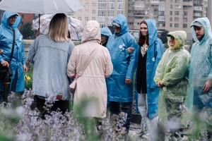 Свобода творчества в Саду трав. Занятие для незрячих и слабовидящих посетителей