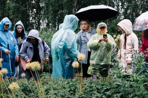 Свобода творчества в Саду трав. Занятие для незрячих и слабовидящих посетителей