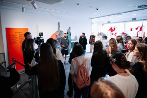 Пресс-тур с кураторами по выставке «Я последняя пятилетка. Новое искусство Казани»