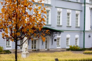 Усадьба Долгоруковых-Бобринских. Фасады. Октябрь 2025