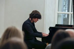 Концерт пианиста Ильи Папояна «Русские гении»