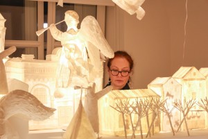 Открытие выставки Дины Хайченко «Другая песенка»