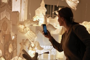 Открытие выставки Дины Хайченко «Другая песенка»