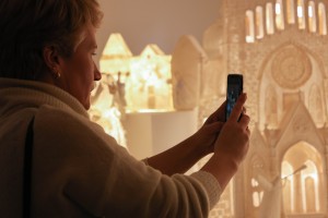 Открытие выставки Дины Хайченко «Другая песенка»