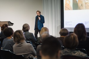 Лекция Кирилла Светлякова в Ельцин Центре об эстетике эпохи перестройки