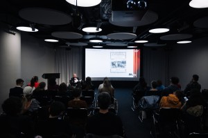 Лекция Сергея Канунникова «От кареты к электромобилю. 140 лет на колёсах»