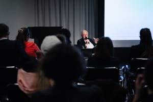 Лекция Сергея Канунникова «От кареты к электромобилю. 140 лет на колёсах»