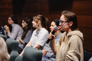 Спектакль «Театр горожан: невидимая инвалидность» в Ельцин Центре