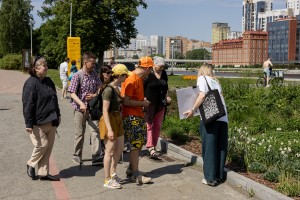Поэзия в Саду трав. Арт-терапевтическая практика с элементами тифлокомментирования