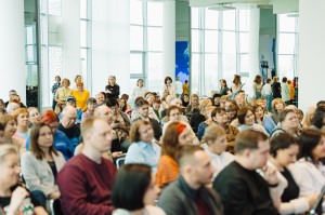 «Саундтрек 90-х»: женская поп-музыка 90-х в России
