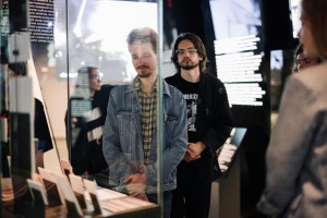 Экскурсия участников музыкальной резиденции по музею и Ельцин Центру