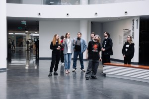 Экскурсия участников музыкальной резиденции по музею и Ельцин Центру