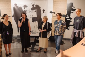 Выставка «Быть рядом, но не там. 60 лет Уктусской школе» в Ельцин Центре