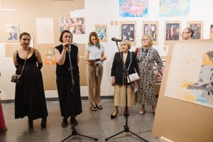 Открытие выставки «Быть рядом, но не там. 60 лет Уктусской школе» в Ельцин Центре