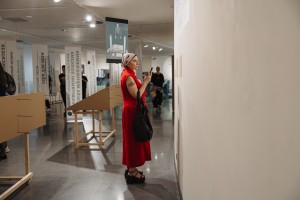 Открытие выставки «Быть рядом, но не там. 60 лет Уктусской школе» в Ельцин Центре