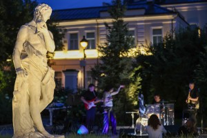 «Рок на баррикадах»