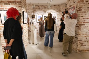 «Выходные на Никитской» Кураторская экскурсия по выставке «10 лет в Центре»