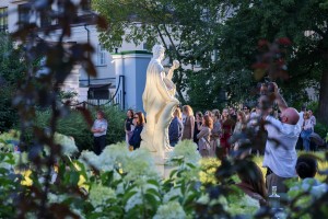 «Выходные на Никитской» Концерт «Бездомная музыка»