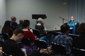 «От Уктусской школы к «Транспонансу». Поэзия и визуальное искусство Ры Никоновой». Лекция Юрия Орлицкого