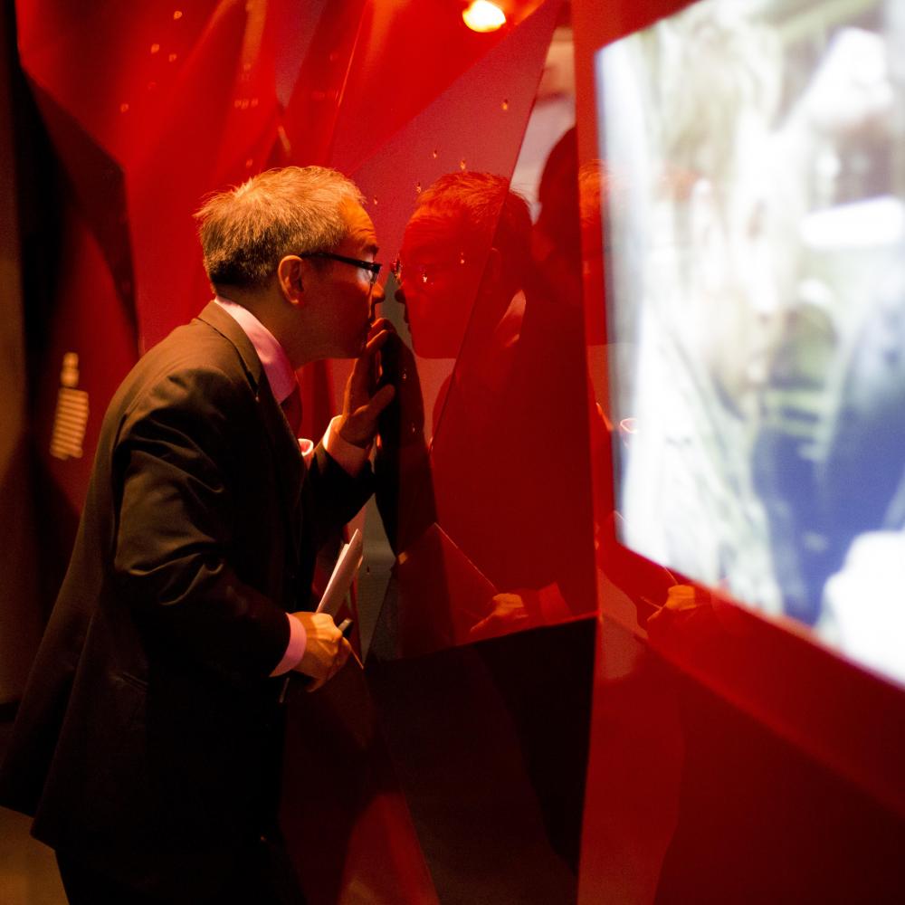 Представитель Panasonic восхищен музеем первого президента России