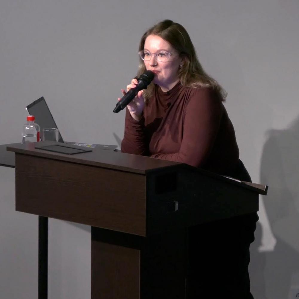 От советской женщины к светской львице: путь длиною в век