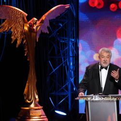 Киноклуб привозит «Нику»