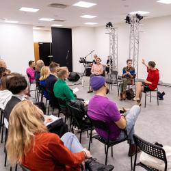 Читка пьесы Ярославы Пулинович «Сундвики»