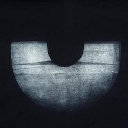 За чёрным следует белое. Кураторская экскурсия Екатерины Корнеевой по выставке Blackout