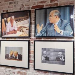 Кураторская экскурсия по фотовыставке «Два президента»