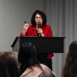 Анна Новикова. Китч и мем-культура: открытый финал