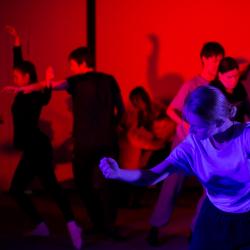 «Форма шара». Евгения Турушкина и театр танца «Другие» (Екатеринбург)