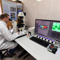 Антон Чугунов. Увидеть невидимое: компьютер как молекулярный микроскоп