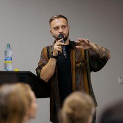 Илья Гомыранов. Тайны английских болот