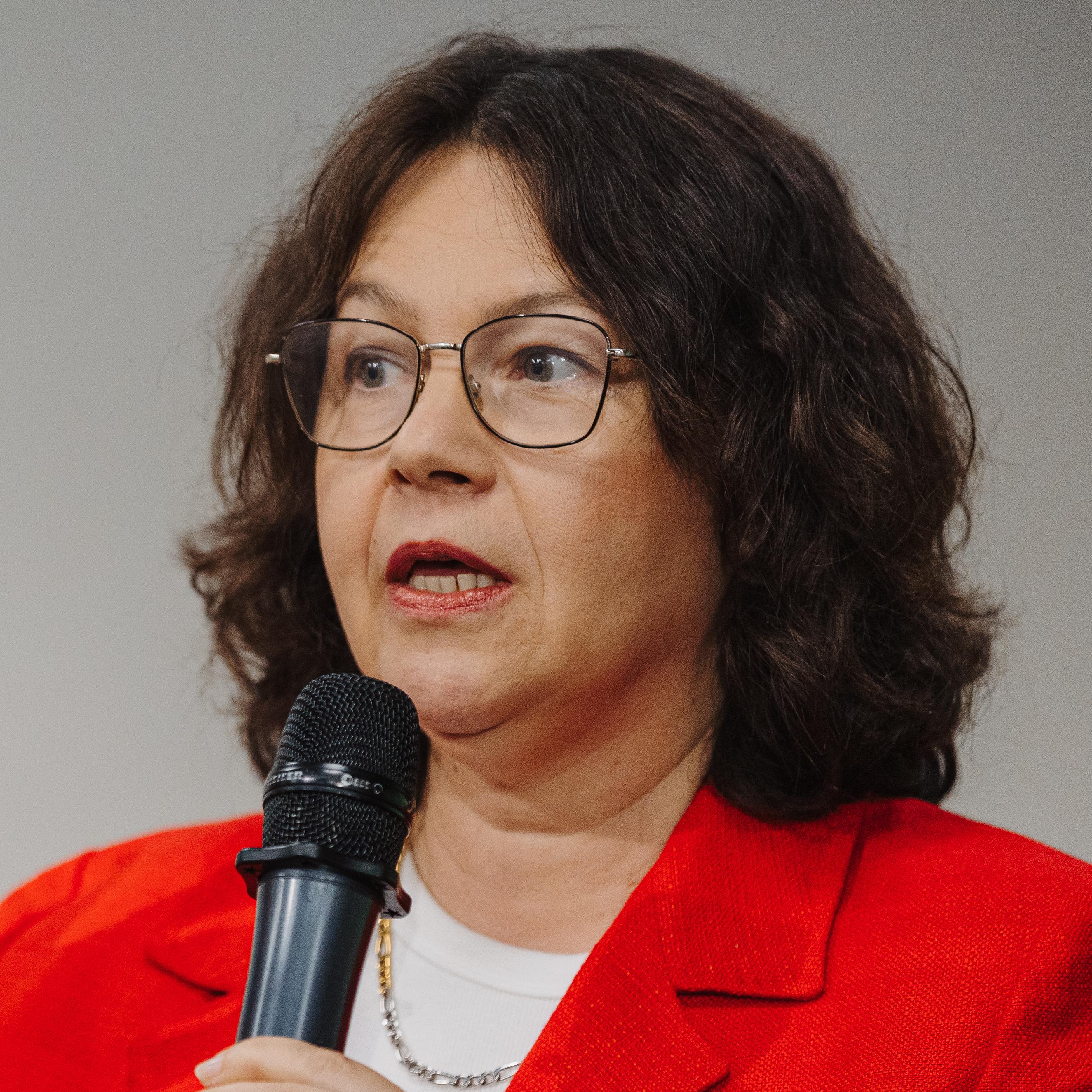 Анна Новикова