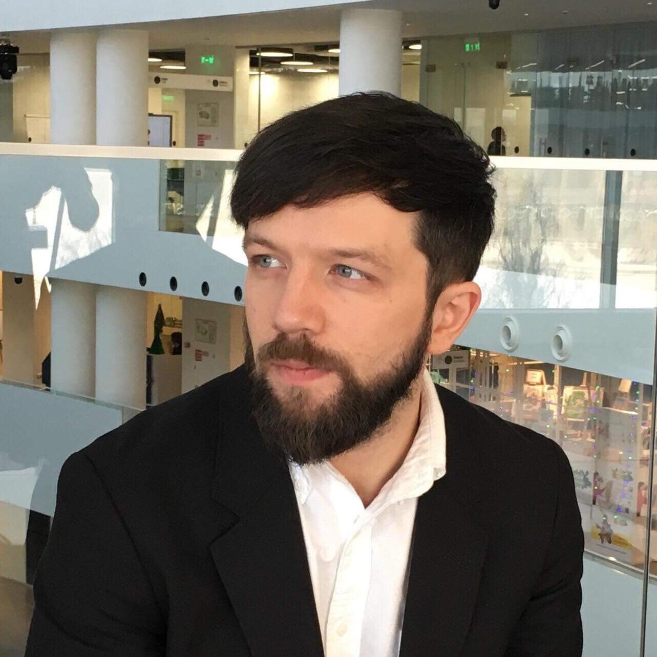 Олег Лутохин