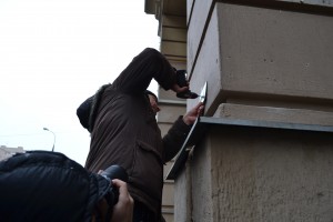 "Последний адрес": Установка табличек на домах репрессированных в Москве  Установка табличек на домах репрессированных в Москве