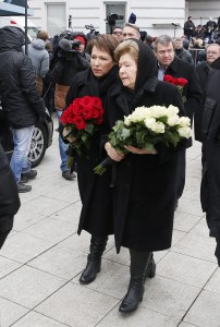 Наина Ельцина, Татьяна Юмашева, Валентин Юмашев, Владимир Шевченко. Прощание с Борисом Немцовым