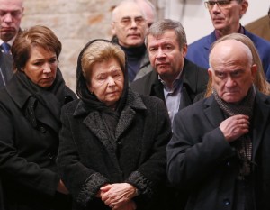 Татьяна Юмашева, Наина Ельцина, Валентин Юмашев, Евгений Ясин. Прощание с Борисом Немцовым