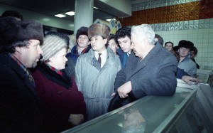 Борис Немцов и Борис Ельцин в Нижегородской области (1992)