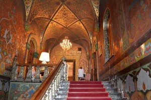 Торжественное награждение французским национальным орденом «За заслуги» директора Центра Ельцина Александра Дроздова