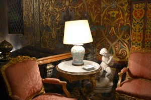 Торжественное награждение французским национальным орденом «За заслуги» директора Центра Ельцина Александра Дроздова