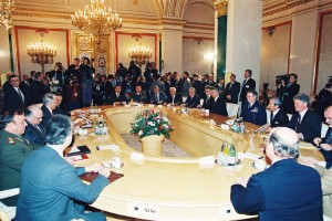 Переговоры за круглым столом президента РФ Б.Н. Ельцина и президента США Уиляма Дж. (Билл) Клинтона