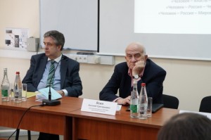 Евгений Ясин и Евгений Волк на Ельцинском семинаре «Я думаю!» в Нижнем Новгороде