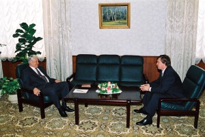 Встреча президента РФ Б.Н. Ельцина с Председателем Совета Федерации РФ В.Ф. Шумейко