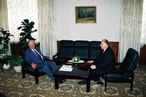 Встреча президента РФ Б.Н. Ельцина с председателем правительства РФ В.С. Черномырдиным