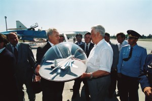 Поездка президента РФ Б.Н. Ельцина и Н.И. Ельциной по Волге (г. Плес Ивановской области, г. Нижний Новгород, г. Тольятти, г. Волжск (показательные полеты военной авиации),  г. Ростов-на-Дону и г. Сочи резиденция "Бочаров ручей")