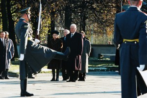 Визит в РФ королевы Англии Елизаветы II с супругом принцем Филиппом герцогом Эдинбургским