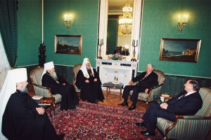 Встреча президента РФ Б.Н. Ельцина с патриархом Московским и всея Руси Алексием II